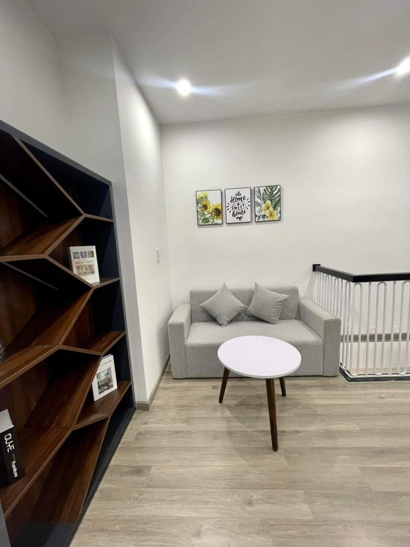 Siêu phẩm nhà trung tâm Đà Nẵng, đường trước mặt 5m, 2 mặt tiền, nhỉnh giá 2 tỷ đồng