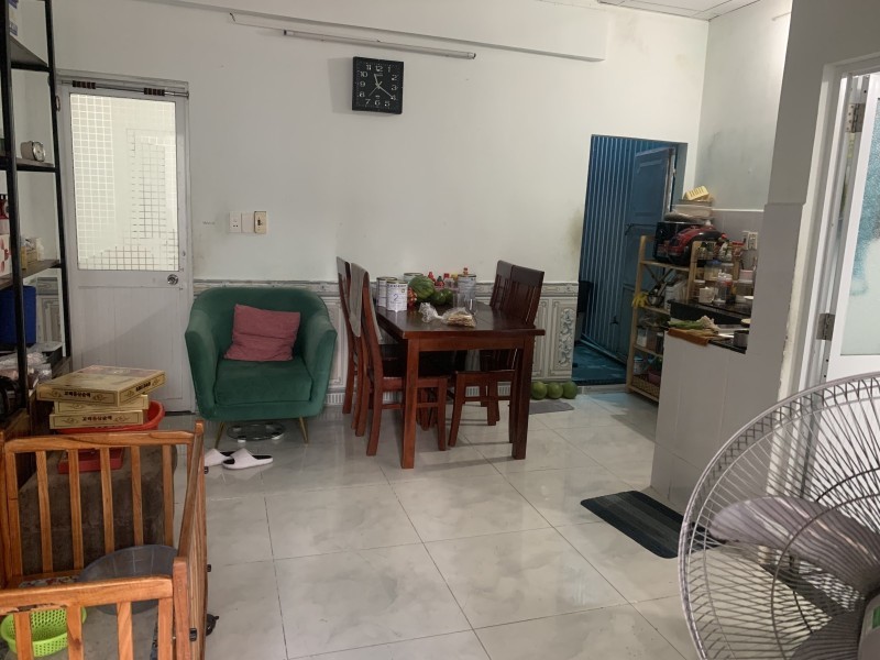 Siêu phẩm nhà trung tâm Đà Nẵng, đường trước mặt 5m, 2 mặt tiền, nhỉnh giá 2 tỷ đồng