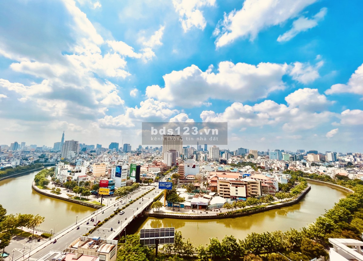 Bán căn hộ 152m2, đã có sổ hồng tại The Prince Phú Nhuận, tiện ích đủ