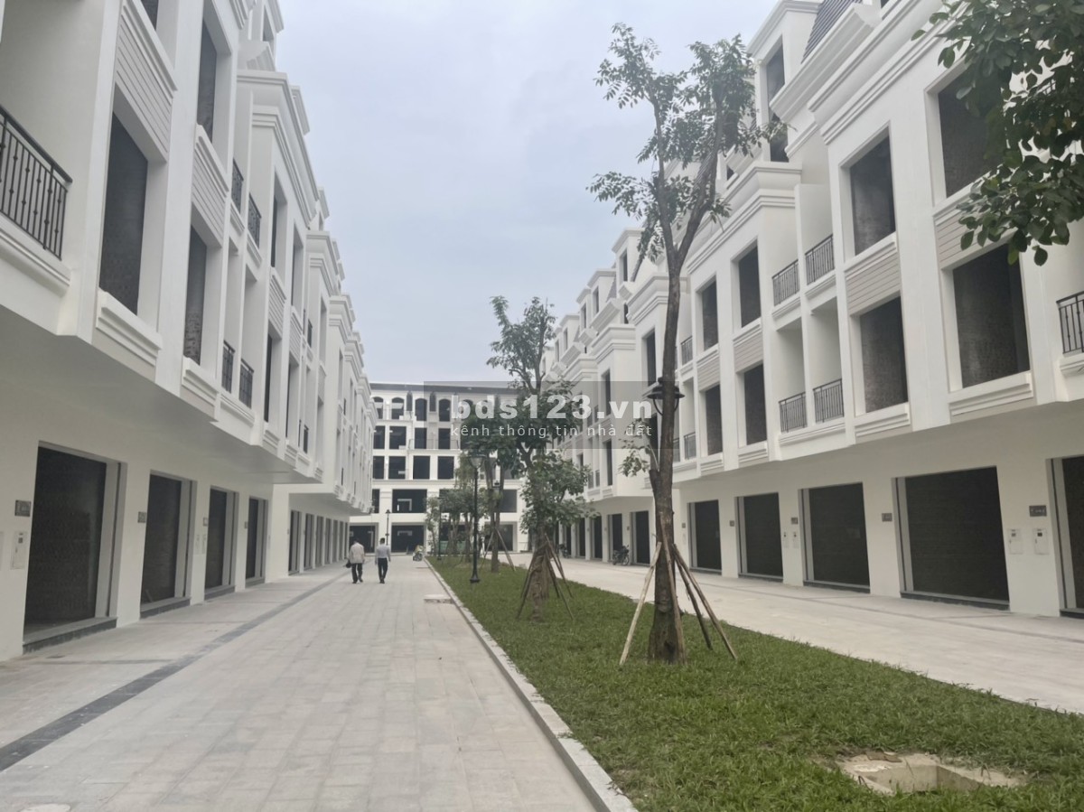 Bán nhà biệt thự Hinode Royal Park Hoài Đức, Hà Nội, giá cắt lỗ, LH 0865872286