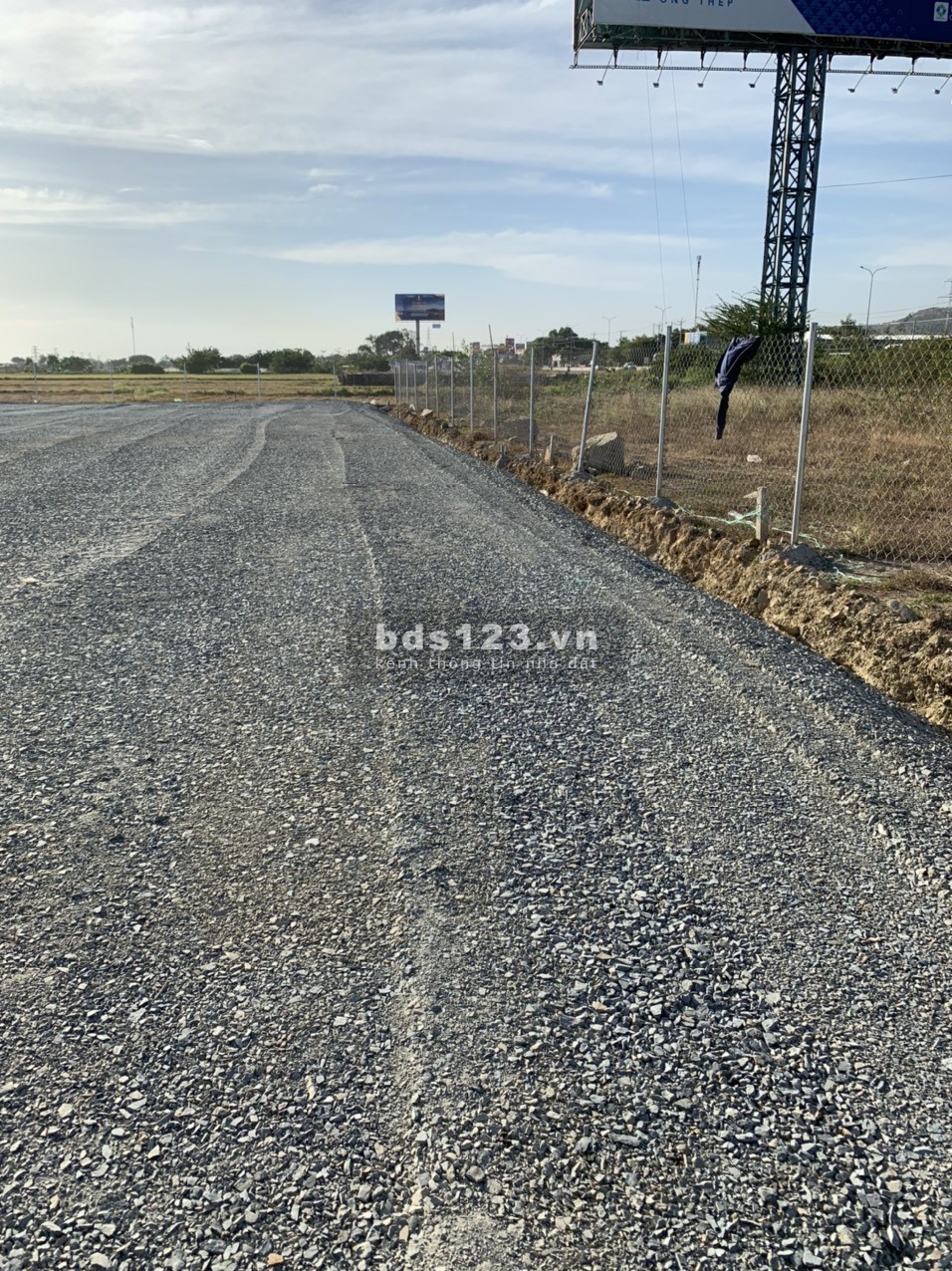 Bán 3500m2 đất 2 mặt tiền đường Quốc lộ 51, Kim Dinh, Bà Rịa Vũng Tàu chỉ 40 tỷ
