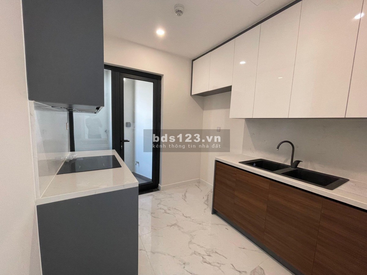 Anh Hưng 0965 191 424 ) cần cho thuê gấp căn hộ 2PN, diện tích 73m tại Sunshine City giá chỉ 12tr/t