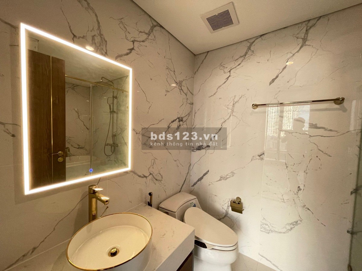 Anh Hưng 0965 191 424 ) cần cho thuê gấp căn hộ 2PN, diện tích 73m tại Sunshine City giá chỉ 12tr/t