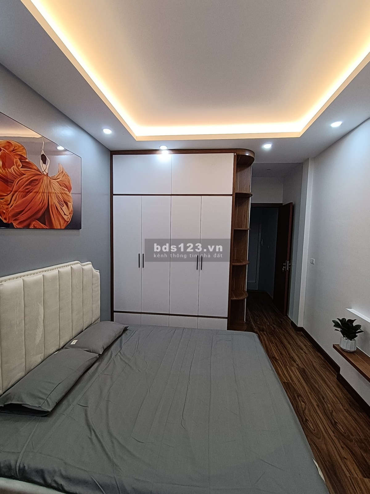 Bán nhà phố Nguyễn Ngọc Vũ, Cầu Giấy , Hà Nội - NHÀ ĐẸP ĐÓN TẾT.