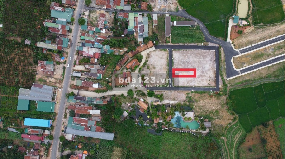 Bán lô đất đẹp thổ cư 120m2, giá 10.5 triệu/m2, khu dân cư, pháp lý đủ