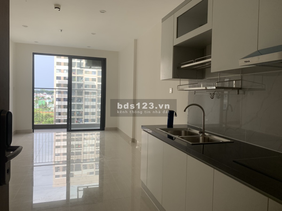 Cho thuê căn 2PN bếp rèm Vinhomes Quận 9 chỉ 6tr