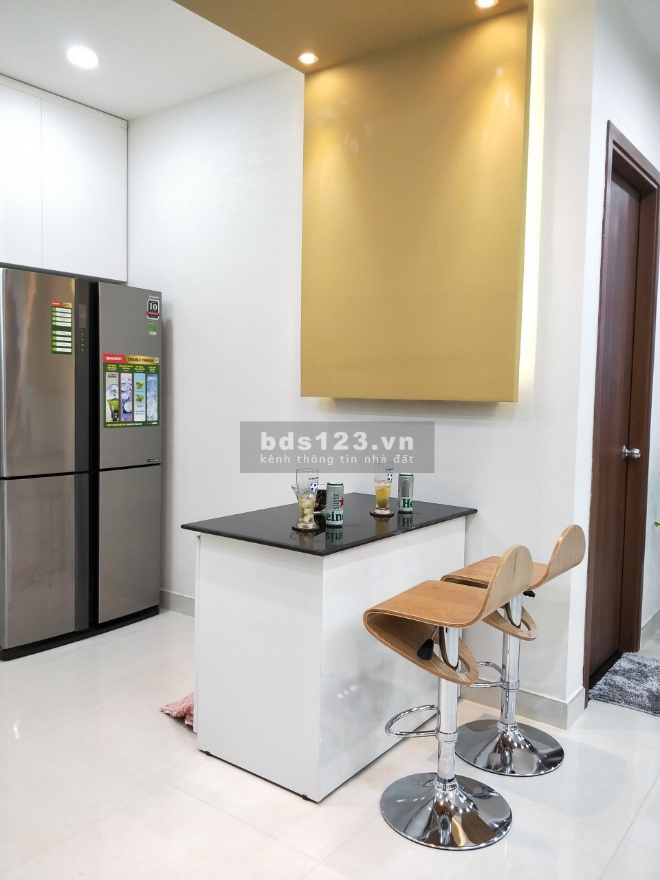 Cần cho thuê gấp căn 2PN bao đẹp , dự án Grand Riverside Q4, giá rẻ nhất thị trường