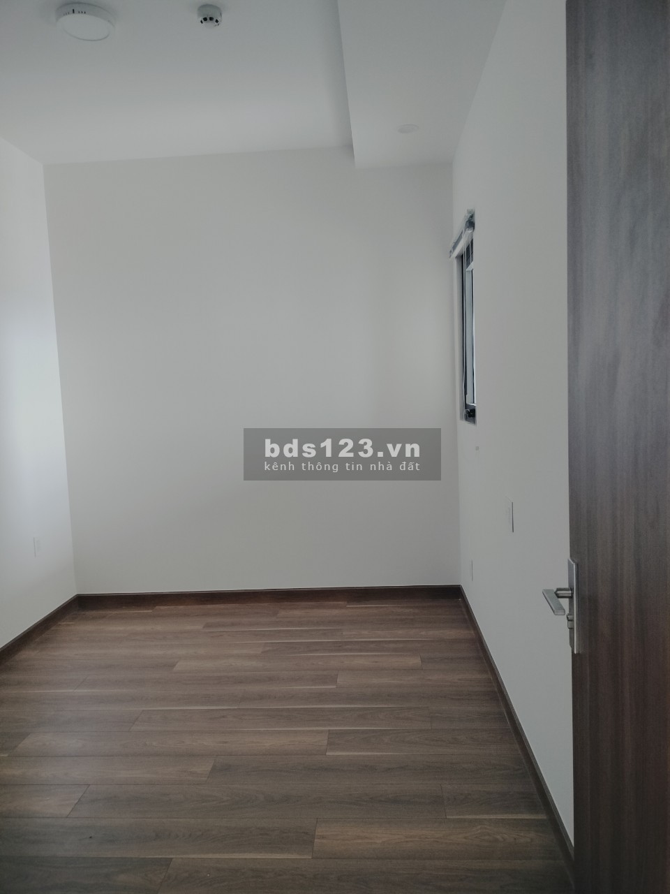 (Tin thật) Hàng thuê giá rẻ tại Q7 Riverside