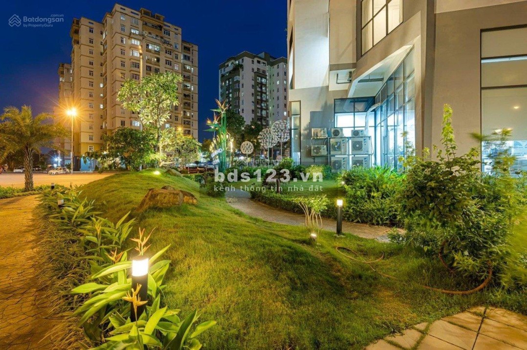 Chung cư Long Biên, view hồ điều hòa cực mát và thoáng, công viên cây xanh, vườn tập dưỡng sinh,...