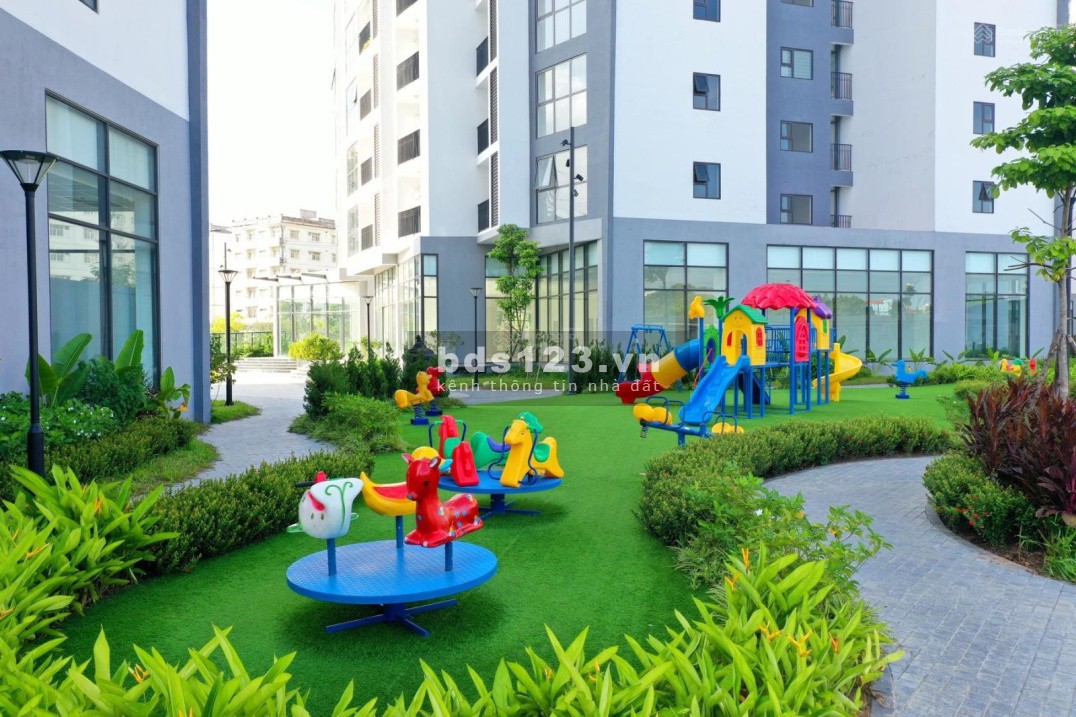 Chung cư Long Biên, view hồ điều hòa cực mát và thoáng, công viên cây xanh, vườn tập dưỡng sinh,...