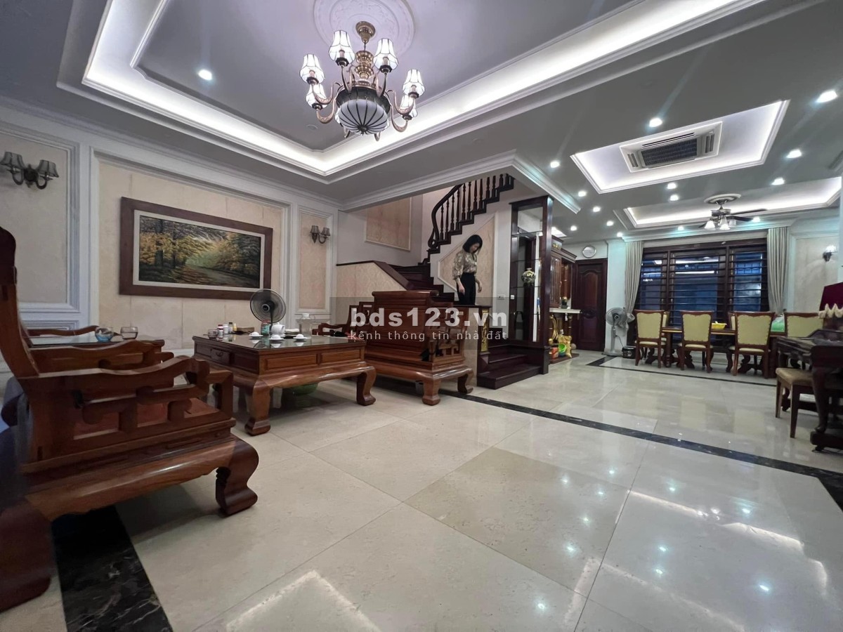 Bán biệt thự khu Linh Đàm dtsd 220m2, sổ đỏ chính chủ kinh doanh giá 44.8 tỷ