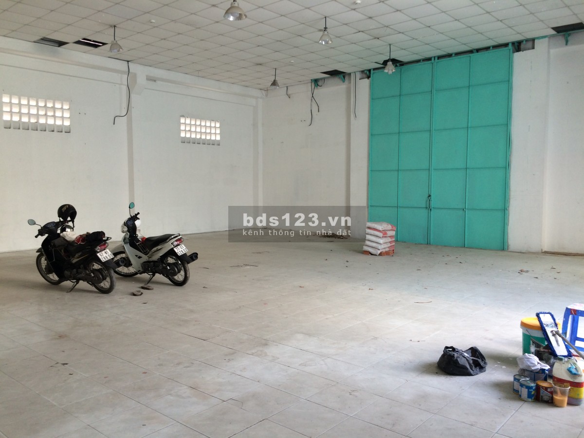 Cho thuê mặt bằng kinh doanh đẹp sát Đại học Hồng Bàng, 14x12m trống suốt