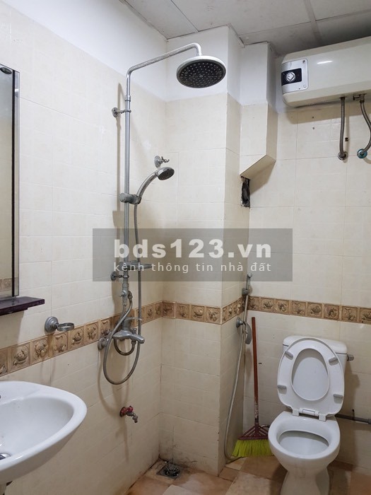 Bán nhanh nhà Thái Hà ngõ ô tô tránh, kinh doanh sầm uất, DT 50m², giá 5,3 tỷ