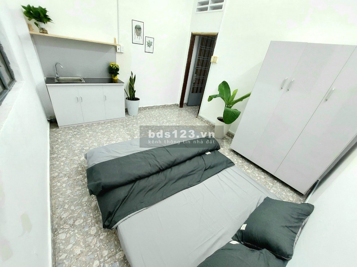 Cho thuê Căn hộ Studio có Nội thất cơ bản ngay Chợ Phạm Văn Hai và Lê Văn Sỹ