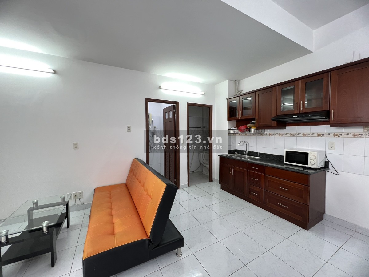 Cho thuê căn hộ chung cư Ngọc Khánh, 2pn dtsd 62m2 giá 13 triệu/tháng