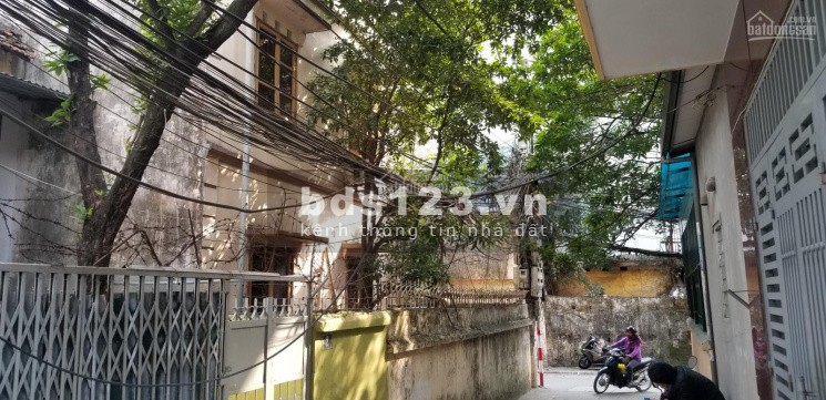 Bán nhà 210m2 phân lô Nguyễn Xiển mt 20m chia 4 lô xây cực đẹp