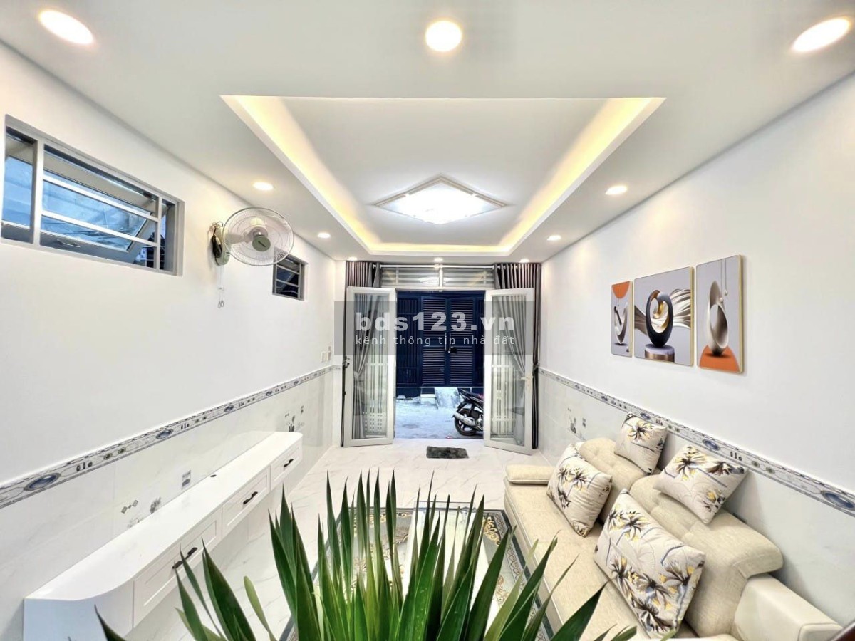 Bán nhà hẻm 2 MT Phạm Văn Chiêu, Gò Vấp, DT 38,5m² x 2 tầng, 2 PN, giá 3,8 tỷ, LH 0866.153.345