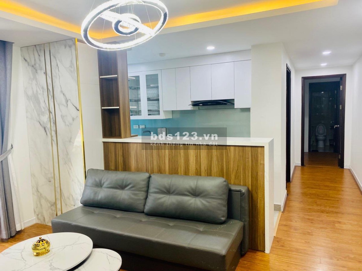 Cho thuê căn hộ 2PN 2WC tòa nhà Golden Land Hoàng Huy 275 Nguyễn Trãi
