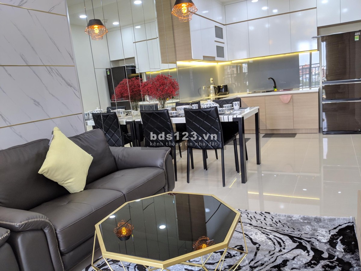 Cho thuê siêu phẩm 2 phòng ngủ chỉ 18tr Sun Avenue