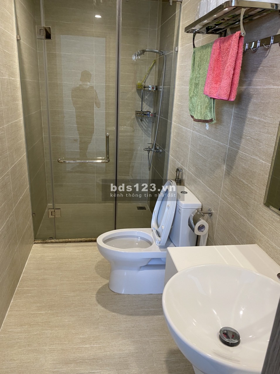 BÁN GẤP CĂN 2PN+2VS TẶNG NỘI THẤT, View Thoáng Giá 1.8 tỷ Vinhomes Gia Lâm Lh: 0976.366.513