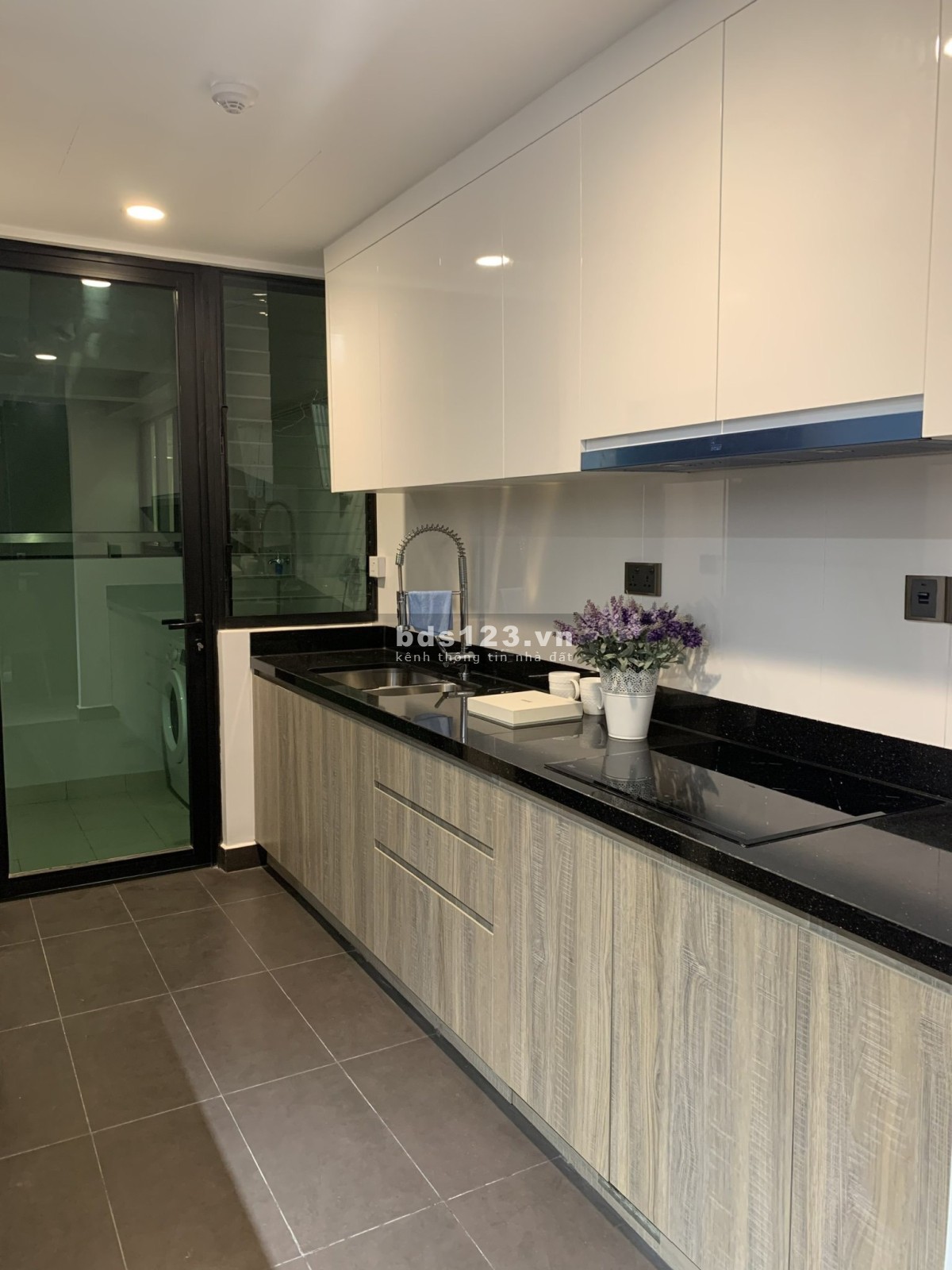 Cho thuê 2 phòng ngủ view sông chỉ 22 triệu tại Feliz en Vista Quận 2
