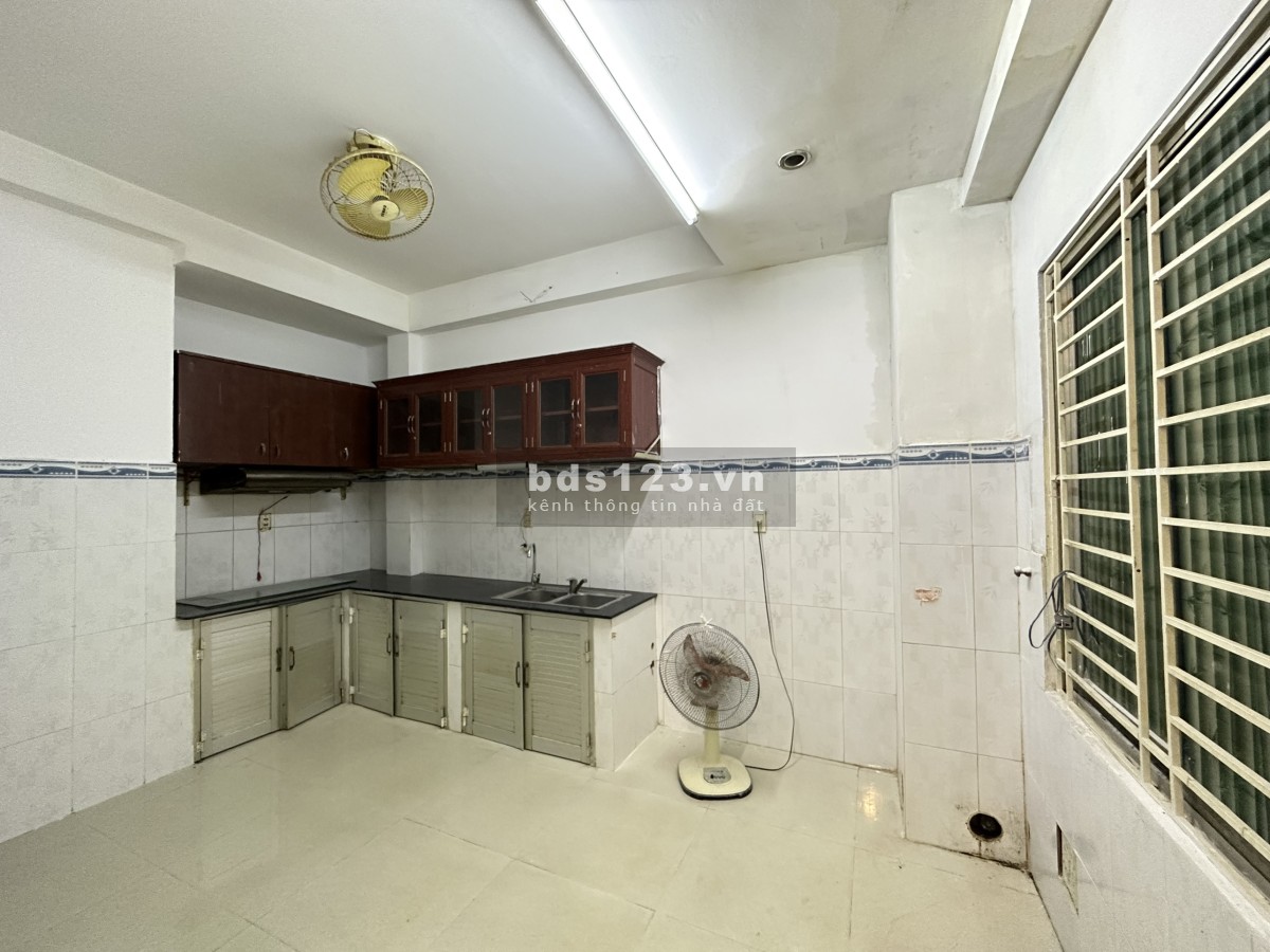 Cho thuê căn hộ 327/15 tôn thất thuyết, 3pn, 3wc, 11 triệu/tháng