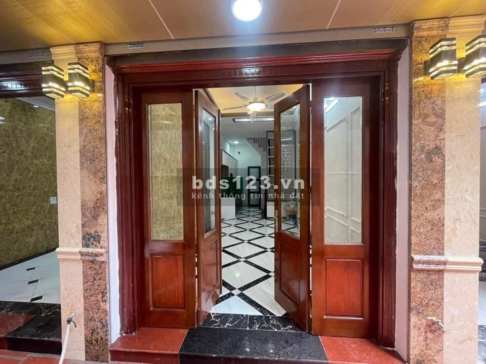 Bán nhà đẹp phố Quan Hoa, Quận Cầu Giấy, nhà mới đét 5 tầng dọn vào ở ngay mua ngay đón tết