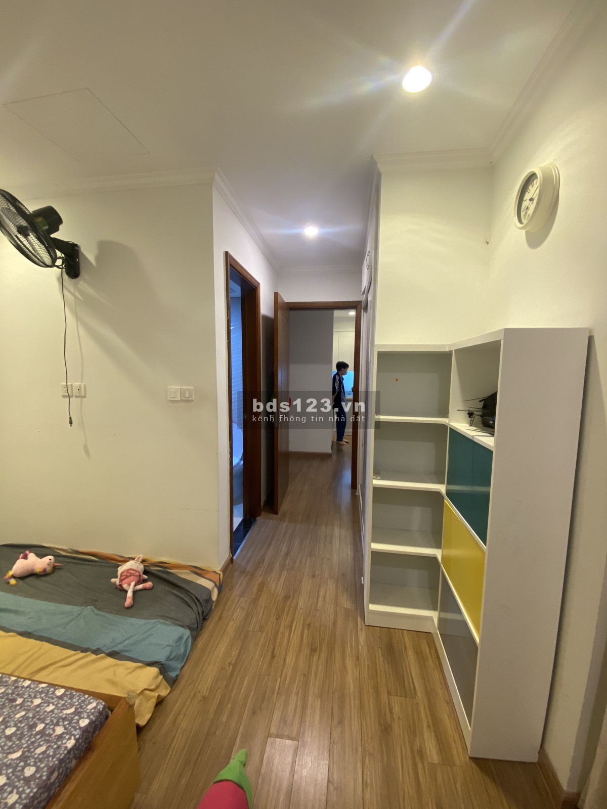 Bán căn 2 phòng ngủ dt 74m2 Park Hill Times City đầy đủ đồ, 4.1 tỷ, bao phí