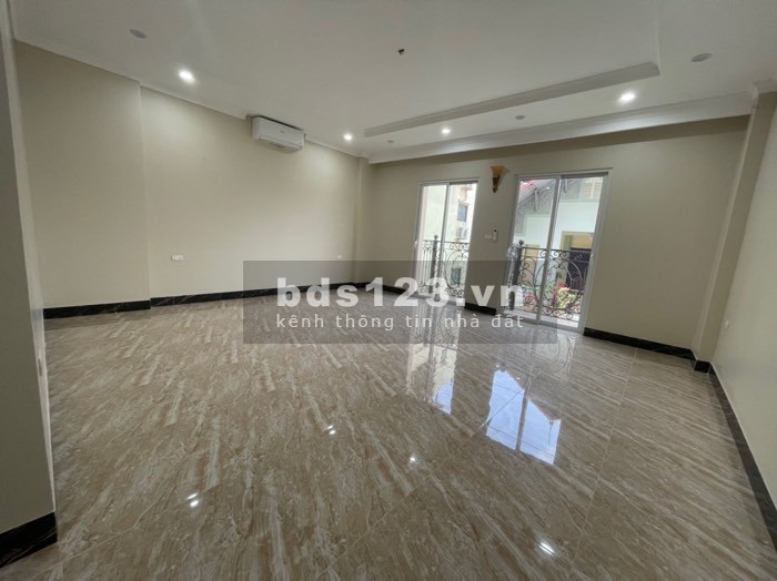 Bán căn chung cư mini phố Bồ Đề, Long Biên, Hà Nội lh 0822229600