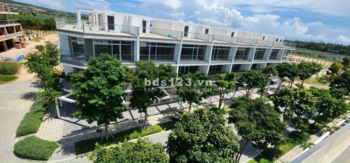Bán nhà phố 2 mặt tiền gần Mũi Kê Gà, huyện Hàm Thuận Nam,…