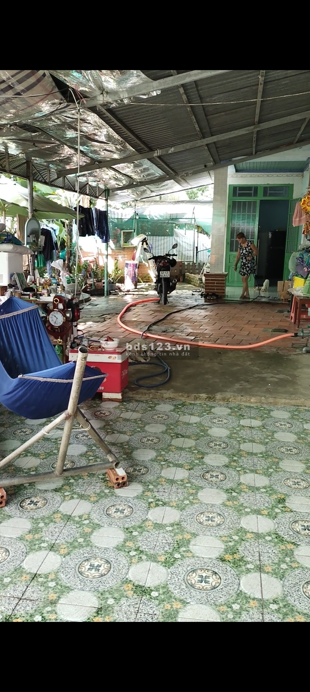 Bán nhà cấp 4 sân vườn rộng đẹp chính chủ, giá 800 triệu, LH 0908639056