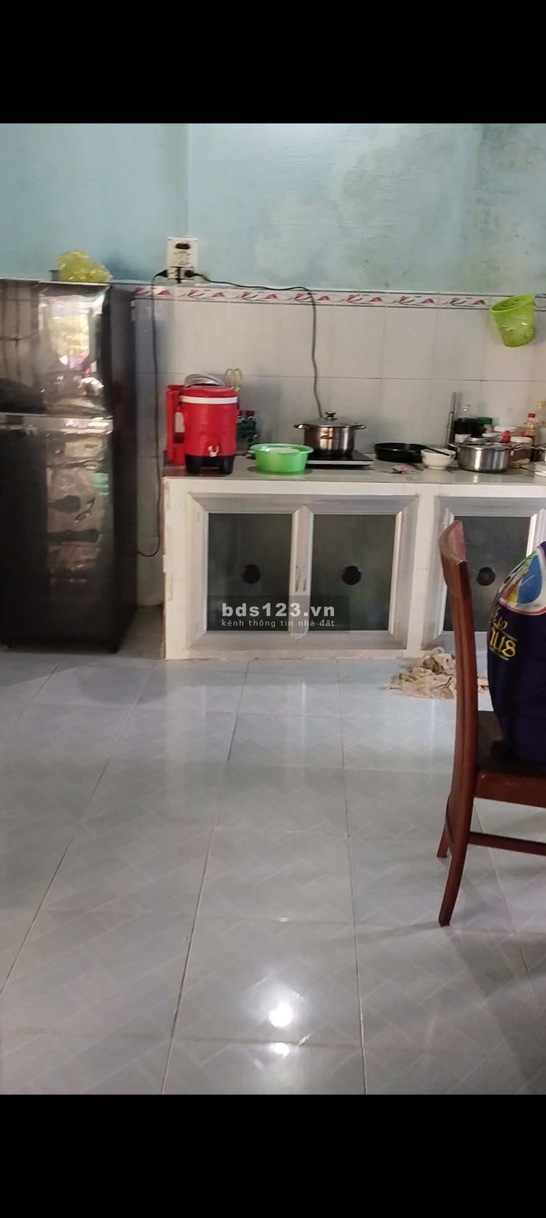 Bán nhà cấp 4 sân vườn rộng đẹp chính chủ, giá 800 triệu, LH 0908639056