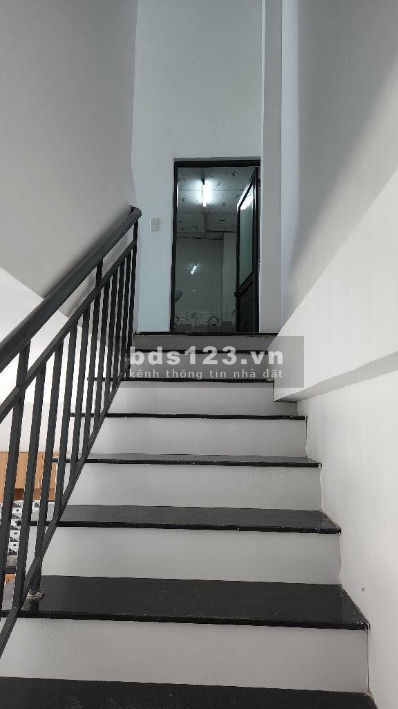Bán nhà đường Trường Chinh, Đà Nẵng, giá nhỉnh 2,5 tỷ đồng