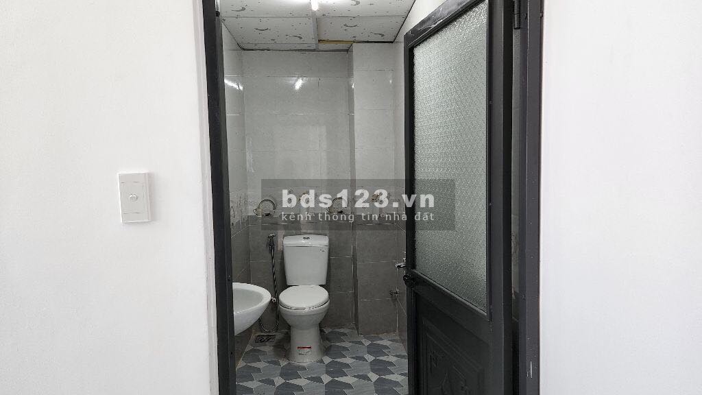 Bán nhà đường Trường Chinh, Đà Nẵng, giá nhỉnh 2,5 tỷ đồng