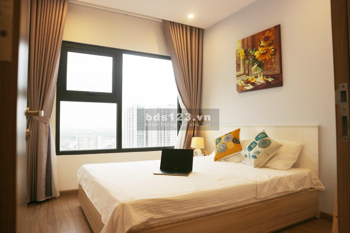 Bán cắt lỗ căn hộ chung cư 2 ngủ 2vs căn góc Vinhomes Ocean Park Gia Lâm
