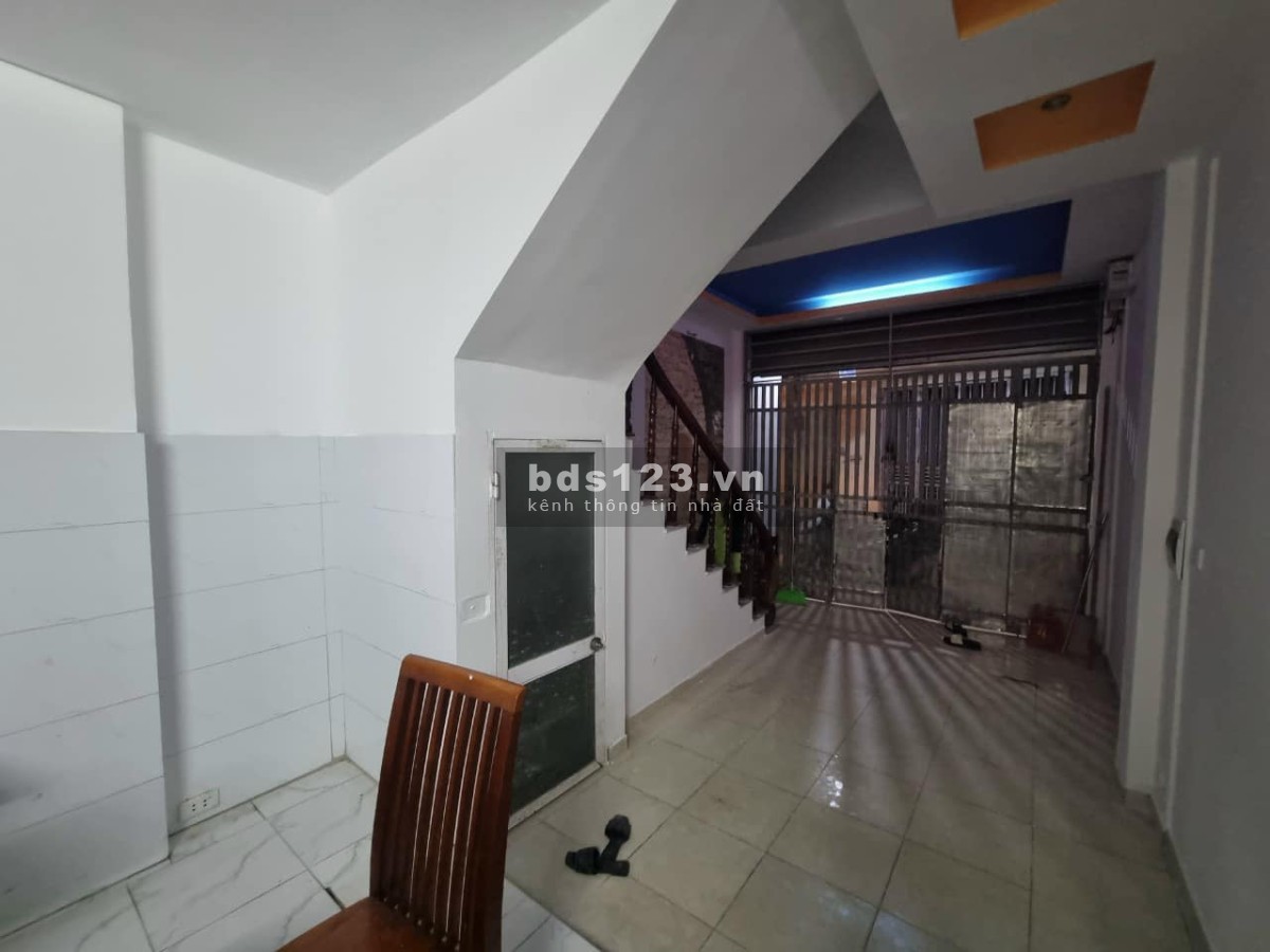Bán nhà Mỹ Đình giá 3.68 tỷ ngõ nông rộng 4 tầng khu an ninh