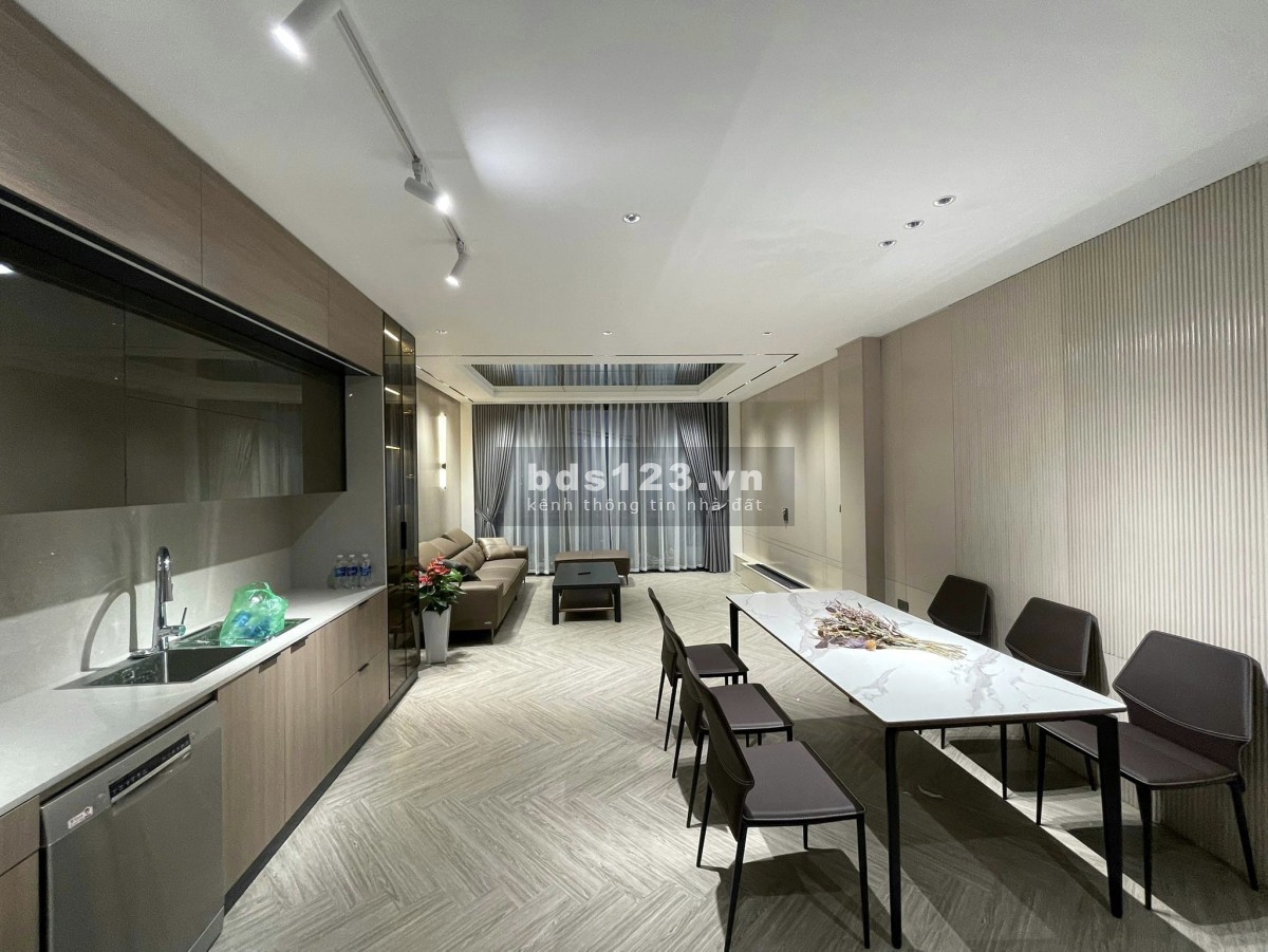 Bán nhà phố Hoàng Như Tiếp, Long Biên, Hà Nội, LH 0822229600