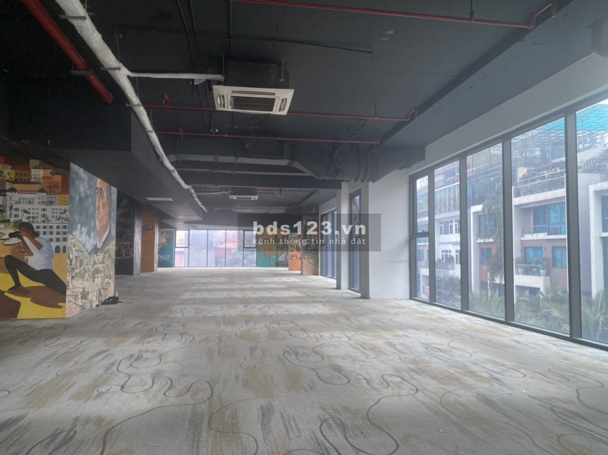 Cho thuê sàn văn phòng 820m2 tòa Riverside Garden - 349 Vũ TôngPhan, Thanh Xuân
