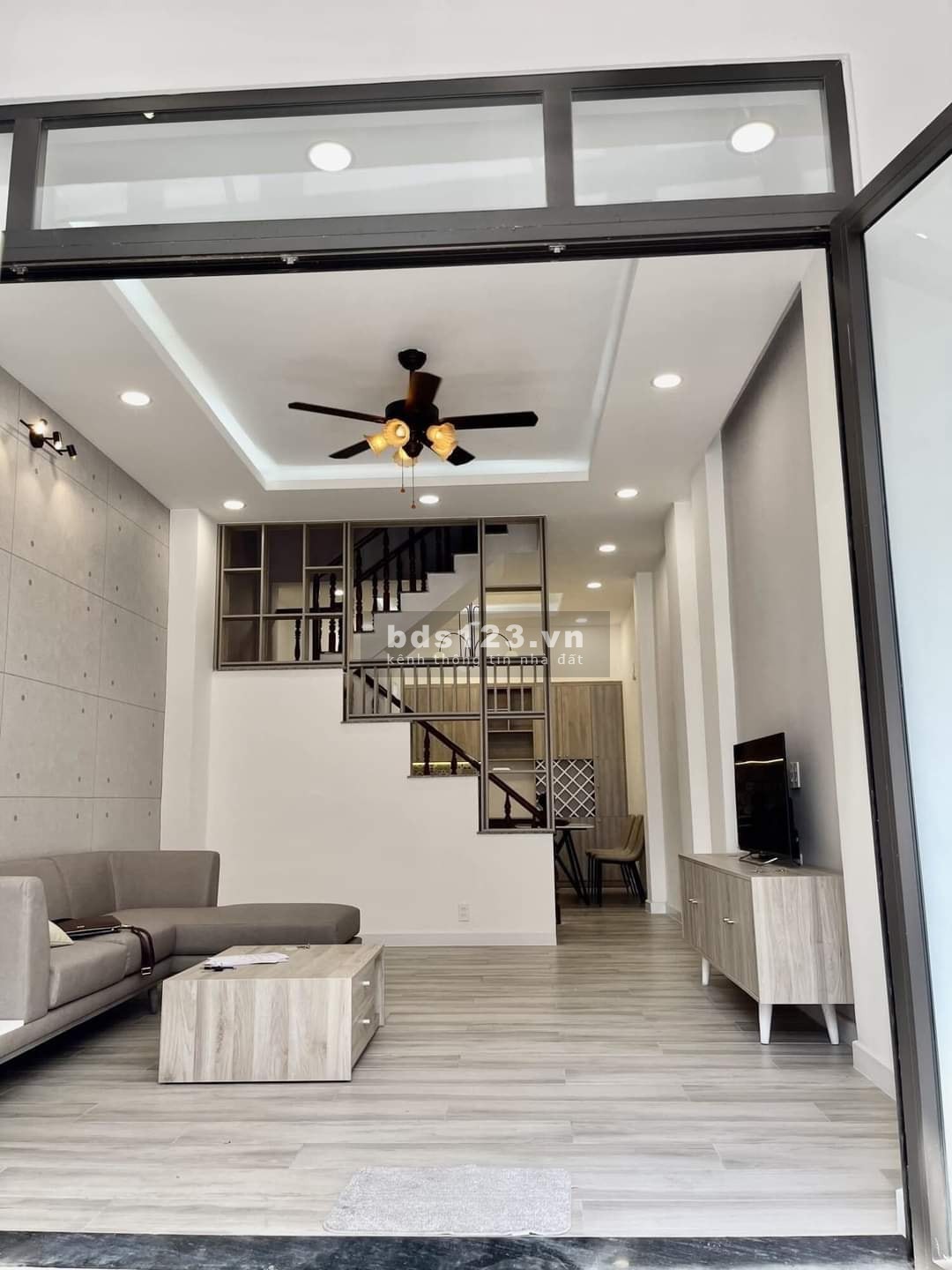Chủ thua độ cần bán gấp nhà phố mặt tiền Nguyễn Văn Linh giá 2,88 tỷ còn có TL trực tiếp chủ