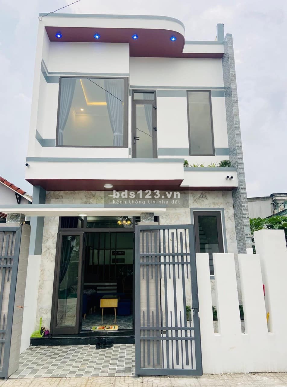 Chủ thua độ cần bán gấp nhà phố mặt tiền Nguyễn Văn Linh giá 2,88 tỷ còn có TL trực tiếp chủ