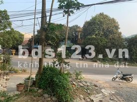 Gia đình cần bán nhanh lô đất mặt đường quốc lộ 6 tại thị trấn Lương Sơn tỉnh Hòa Bình
