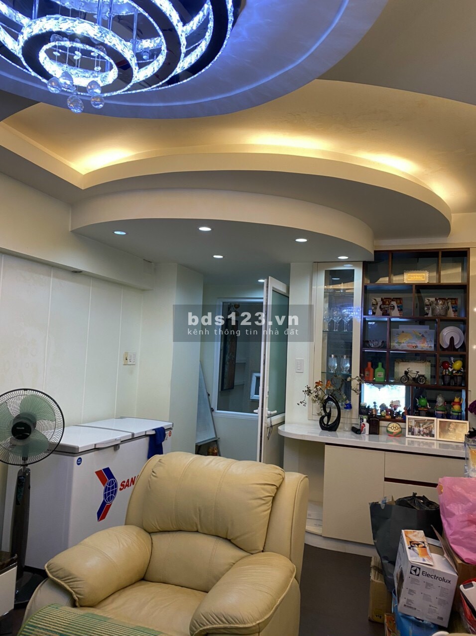 Cần cho thuê mặt bằng nguyên căn khu vực ngã tư Hàng Xanh, giá tốt, khu an ninh