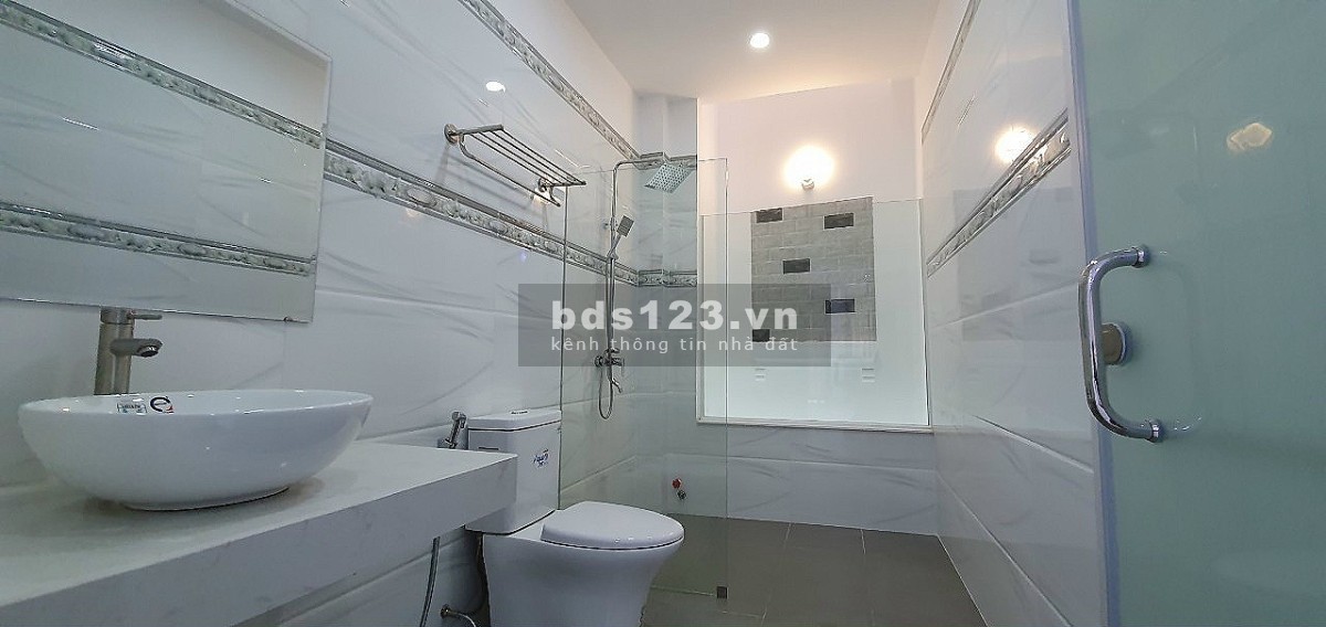 Bán nhà Nguyễn Thượng Hiền, Phường 5, Quận Bình Thạnh xoay tiền cuối năm