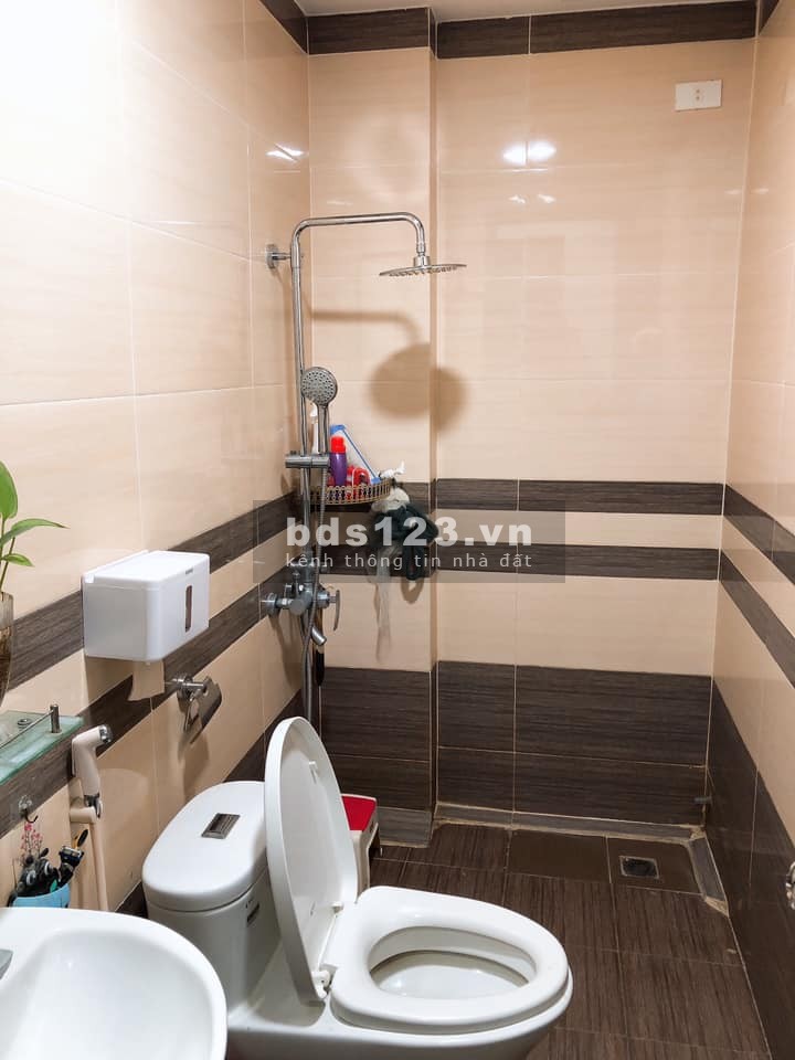 Bán nhà Tây Mỗ giá 4.6 tỷ gần ô tô xem là chố sổ vuông đẹp