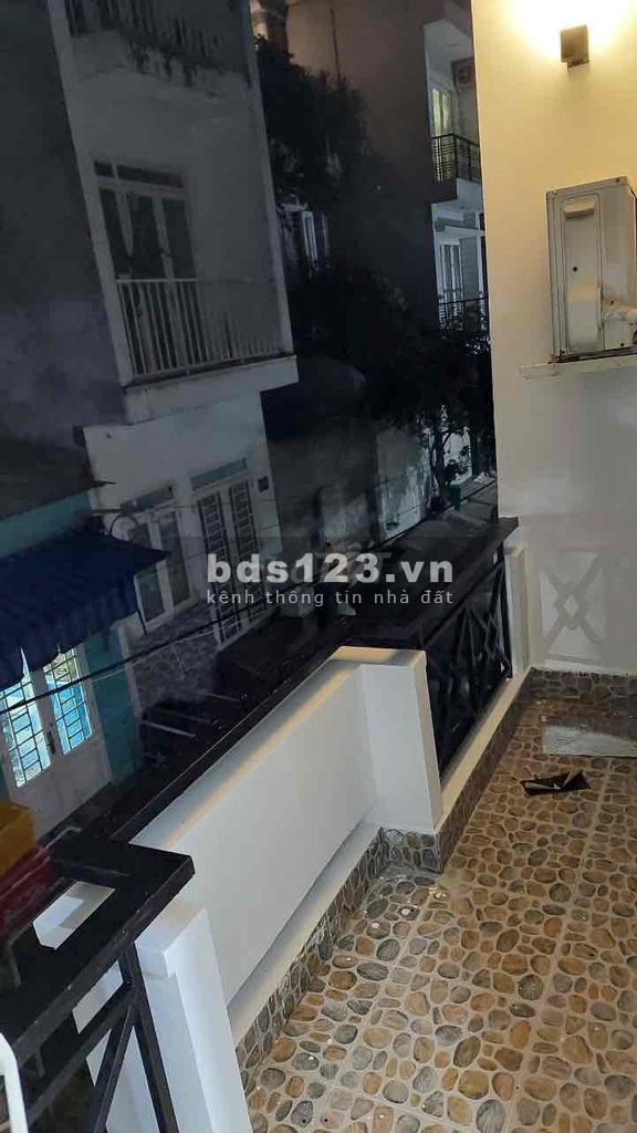 Hẻm 6m thông ra Lê Văn Quới. Ở đc 2 thế hệ. Sát đưowngf nhựa