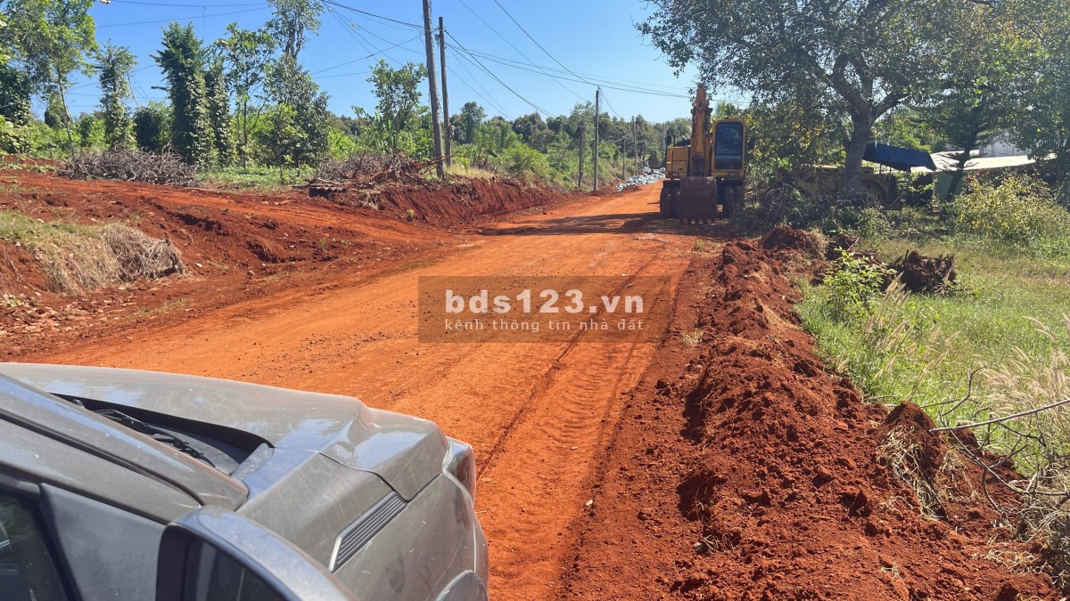 Đất nền Bình Phước giá rẻ, 200m2 chỉ 2xxTr , sổ hồng riêng
