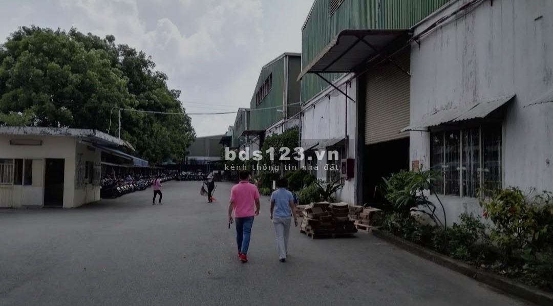 Cho thuê 1300m2 - 1600m2 - 1800m2 kho xưởng gần Quốc Lộ 22 trong KCN, Xuân Thới Sơn, Hóc Môn