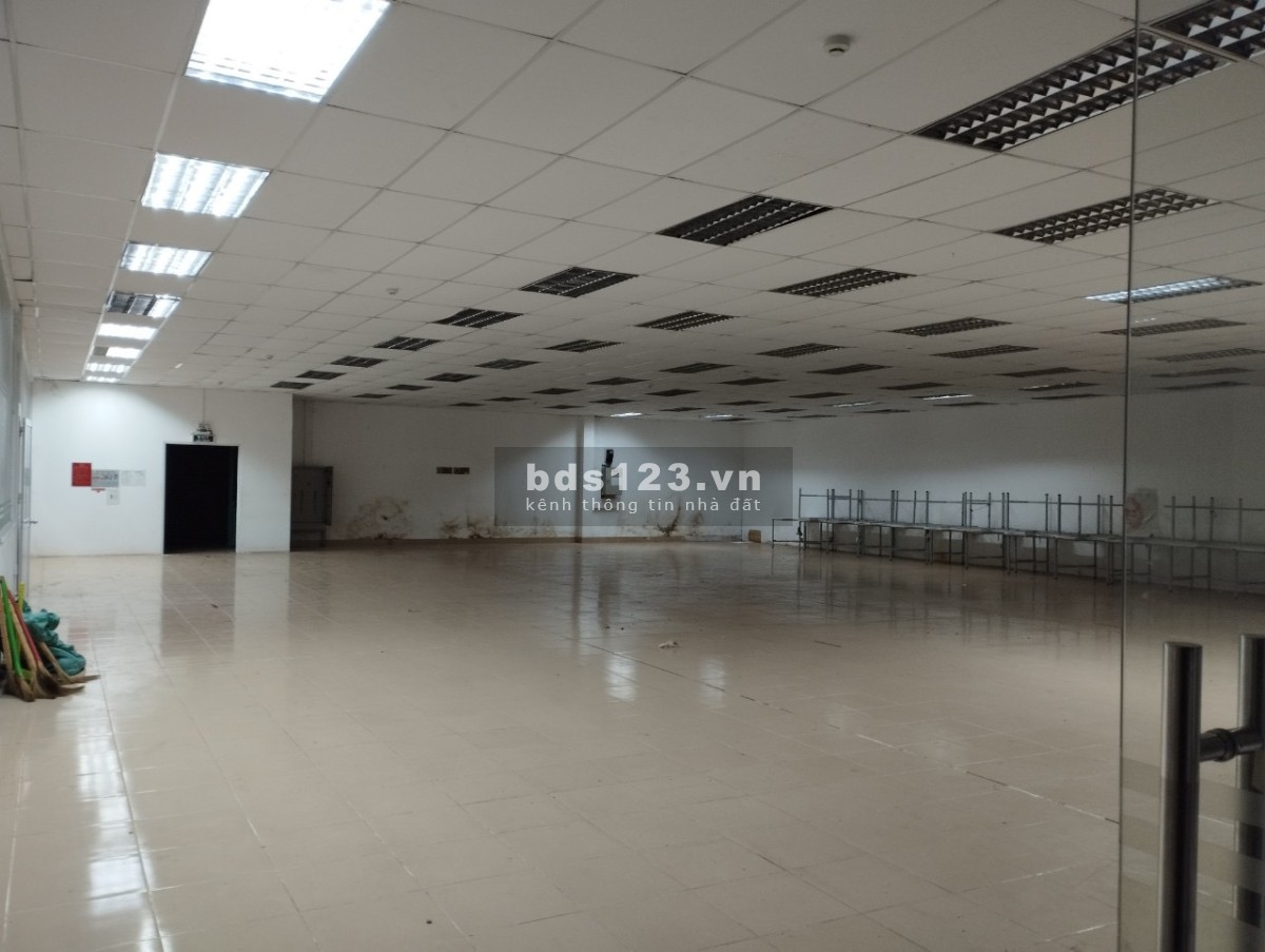 Cho thuê 1600m2 đến 2000m2 xưởng trong KCN Tân Bình,Tân Phú
