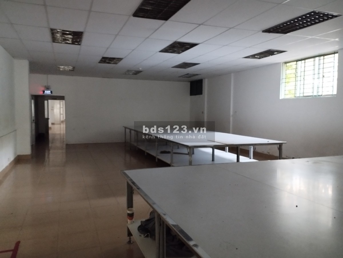 Cho thuê 1600m2 đến 2000m2 xưởng trong KCN Tân Bình,Tân Phú