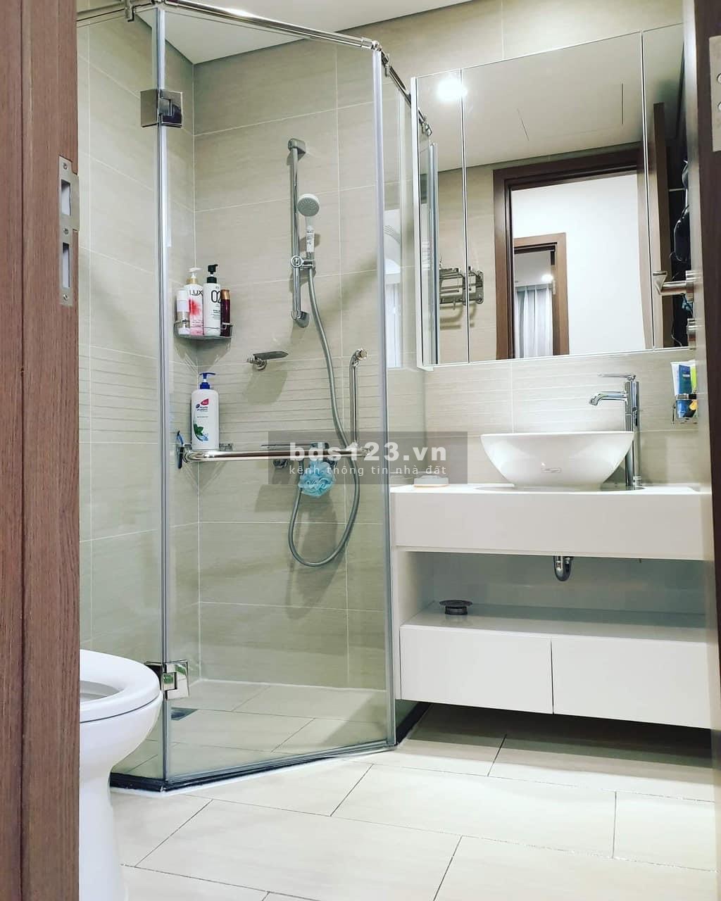 Bán nhà Ngọc Thụy, DT 34m² x 5 tầng, ngõ ô tô tải đỗ, giá 3,25 tỷ đồng